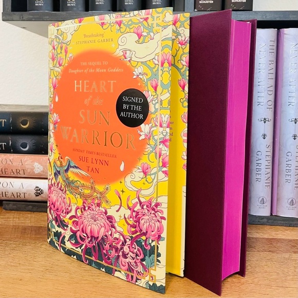 Waterstones Exclusive Signed Edition Heart of the Sun Warrior by Sue Lynn Tan